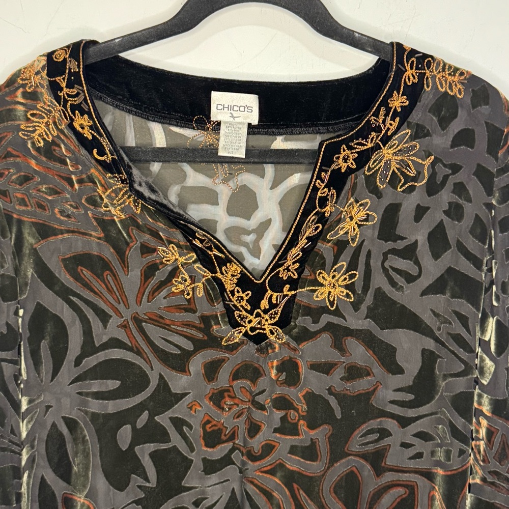 Chico’s Embroidered Velvet Burnout Tunic Top | Black Floral | Size 1 (M/8–10)